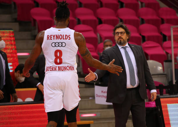 传奇球员与 传奇球员与